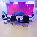 Hotel Rose - Near Yashobhoomi Convention Centre