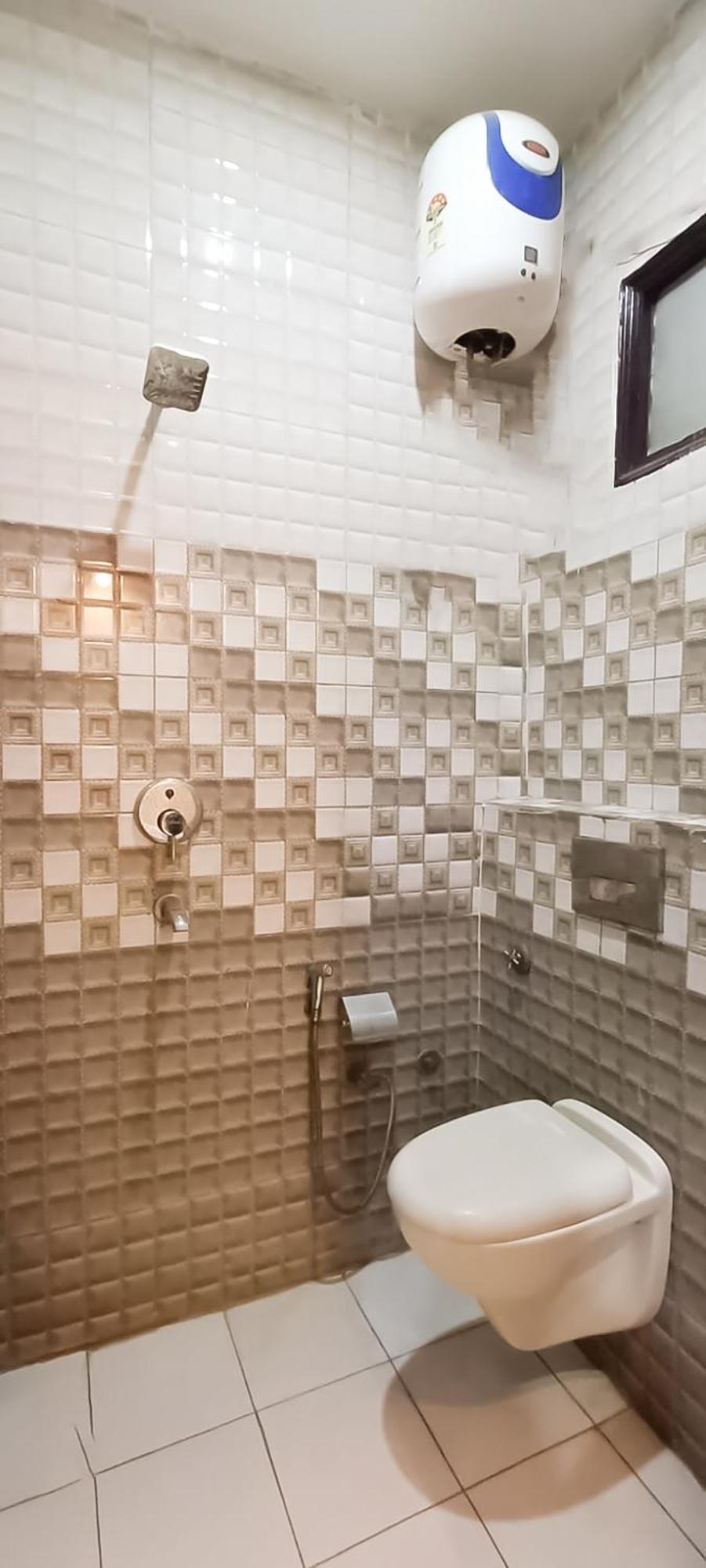 Hotel Rose - Near Yashobhoomi Convention Centre 3*