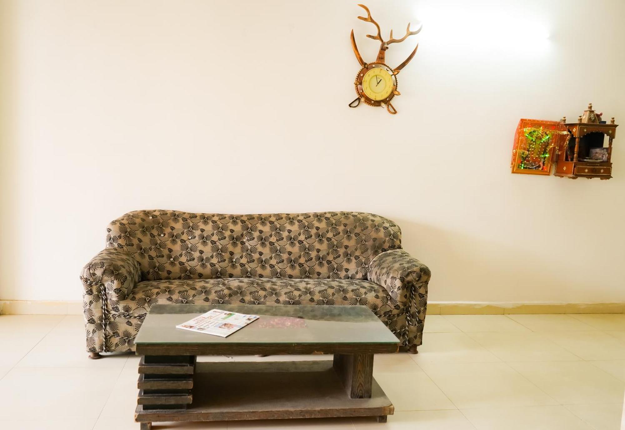 Rose - Near Yashobhoomi Convention Centre 3* New Delhi